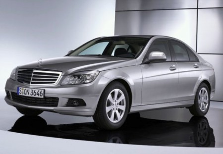 2015-01-14 / Vinou těsnění vytéká olej