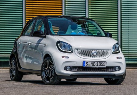 2016-06-29 / Špatné opěradlo ve Smartu Forfour
