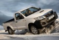 2014-09-27 / Toyota Hilux má problém s řízením